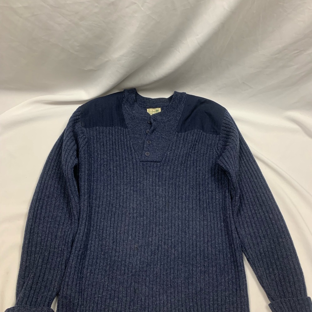 L L Bean Wool Pullover Sweater Size Large - image 3